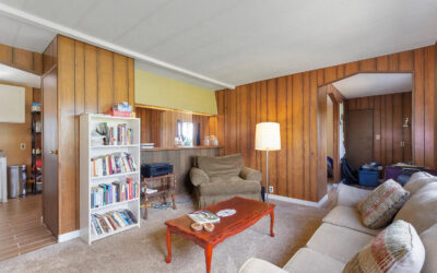 7103 Valmont Rd seating